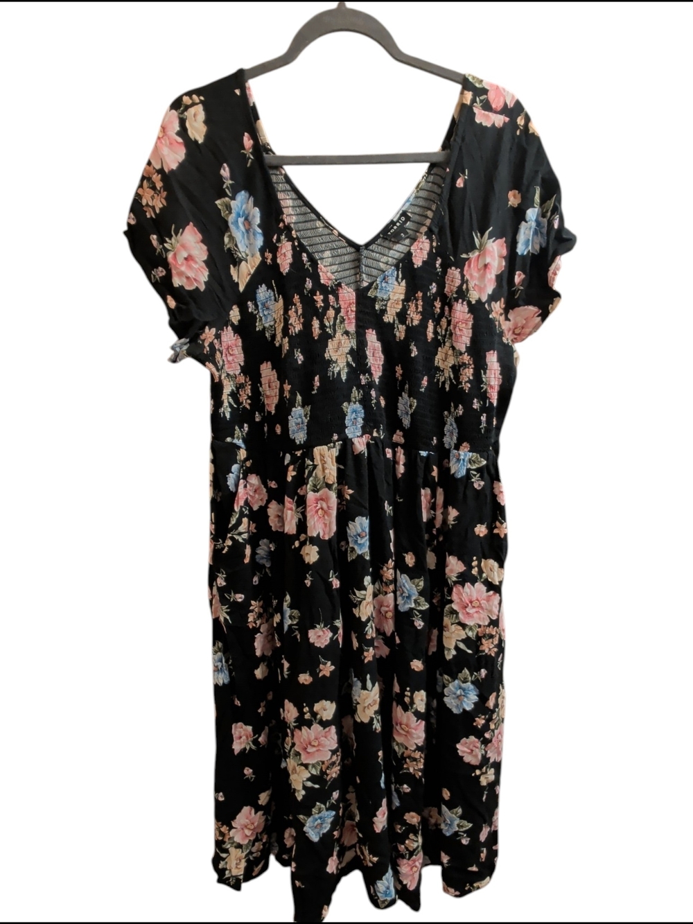Torrid Plus Size Black Floral V-Neck Dress 3xl